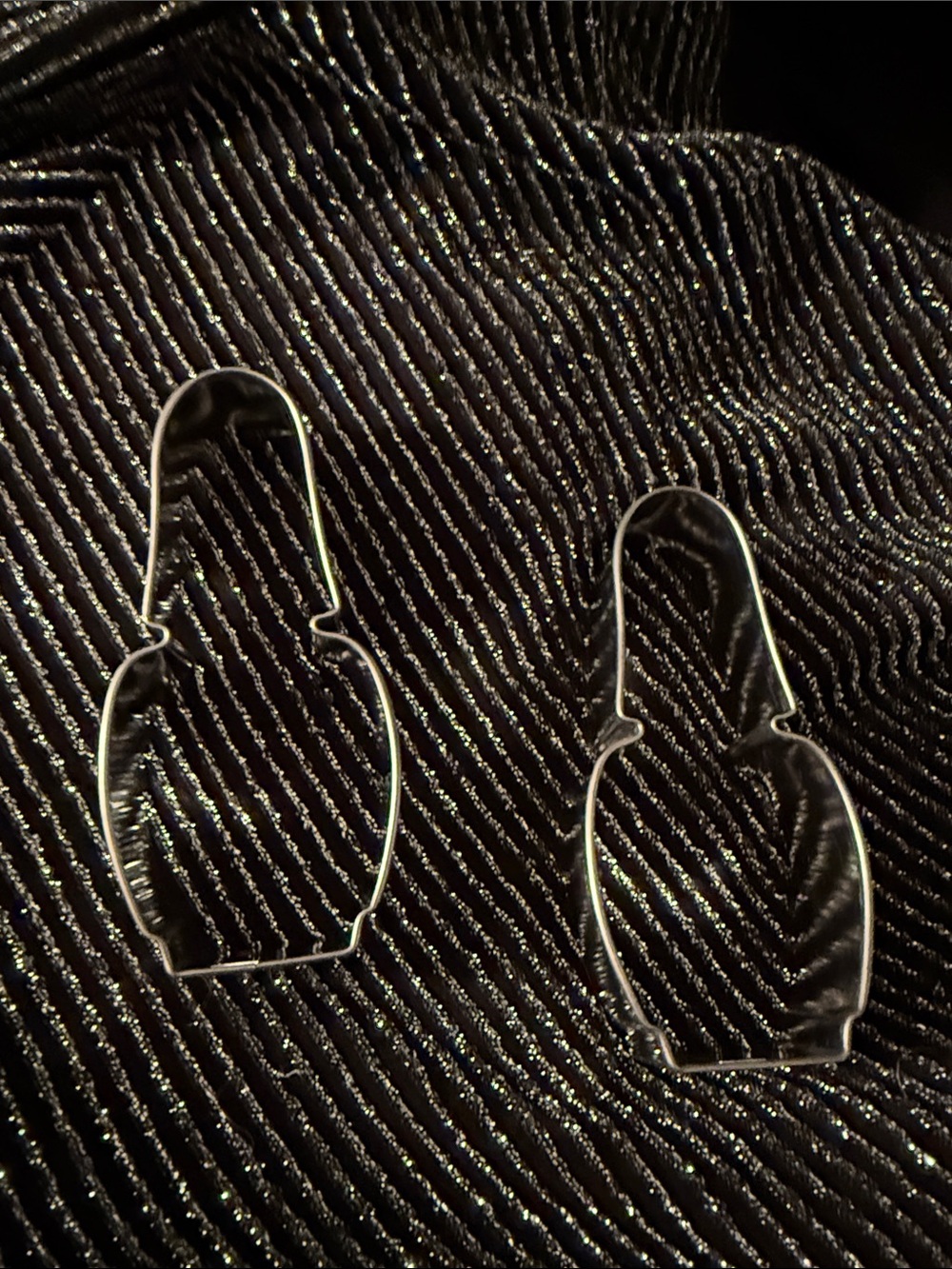 New Ann Clark Nailpolish stainless steel cookie cutter set of two